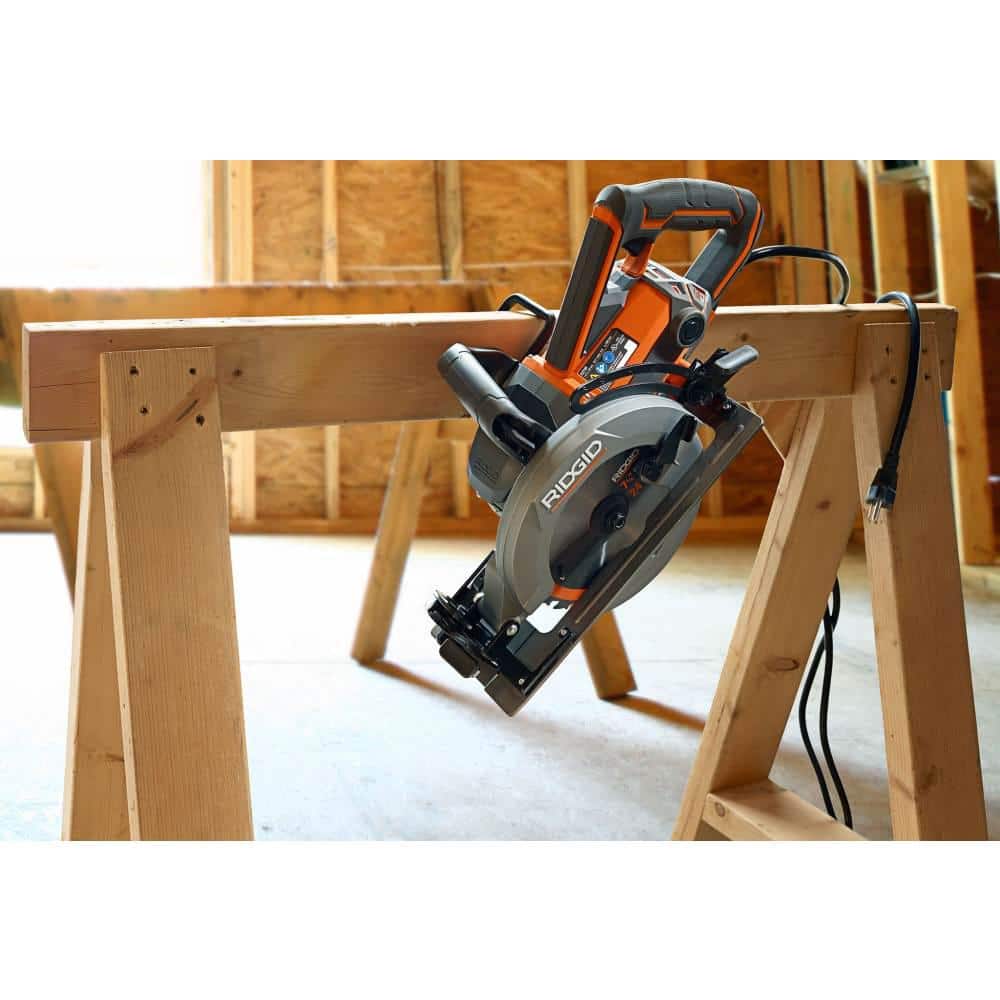 THRUCOOL 15 Amp 7-1/4 in. Worm Drive Circular Saw - Image 7