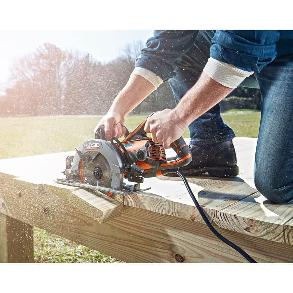 THRUCOOL 15 Amp 7-1/4 in. Worm Drive Circular Saw - Image 8