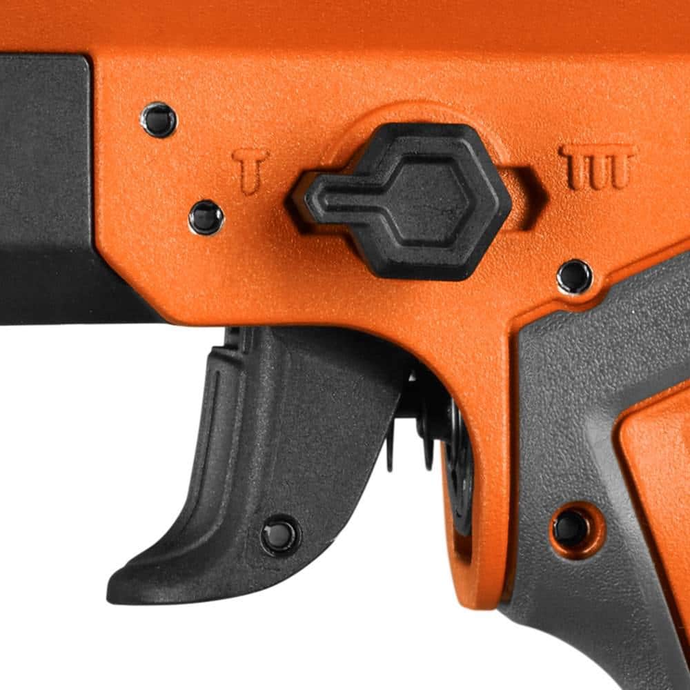 Pneumatic 15-Gauge 2-1/2 in. Angled Finish Nailer with CLEAN DRIVE Technology, and Tool Bag - Image 4