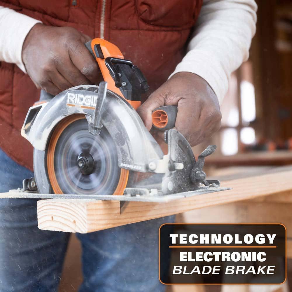 18V Brushless Cordless 7-1/4 in. Circular Saw Kit with 4.0 Ah MAX Output Battery and Charger - Image 4