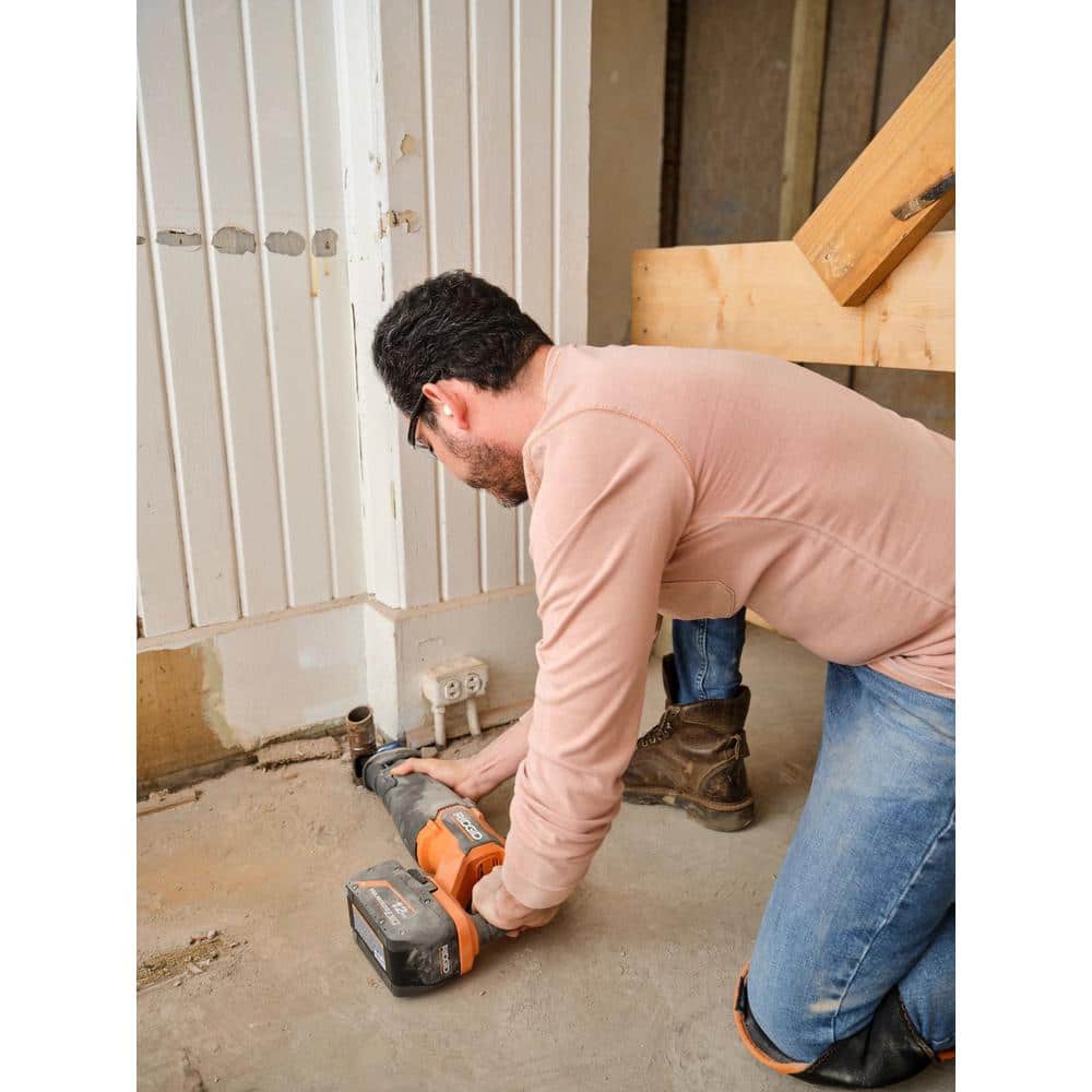 18V Brushless Cordless 6-Tool Combo Kit with 6.0 Ah and 2.0 Ah MAX Output Batteries and Charger - Image 7